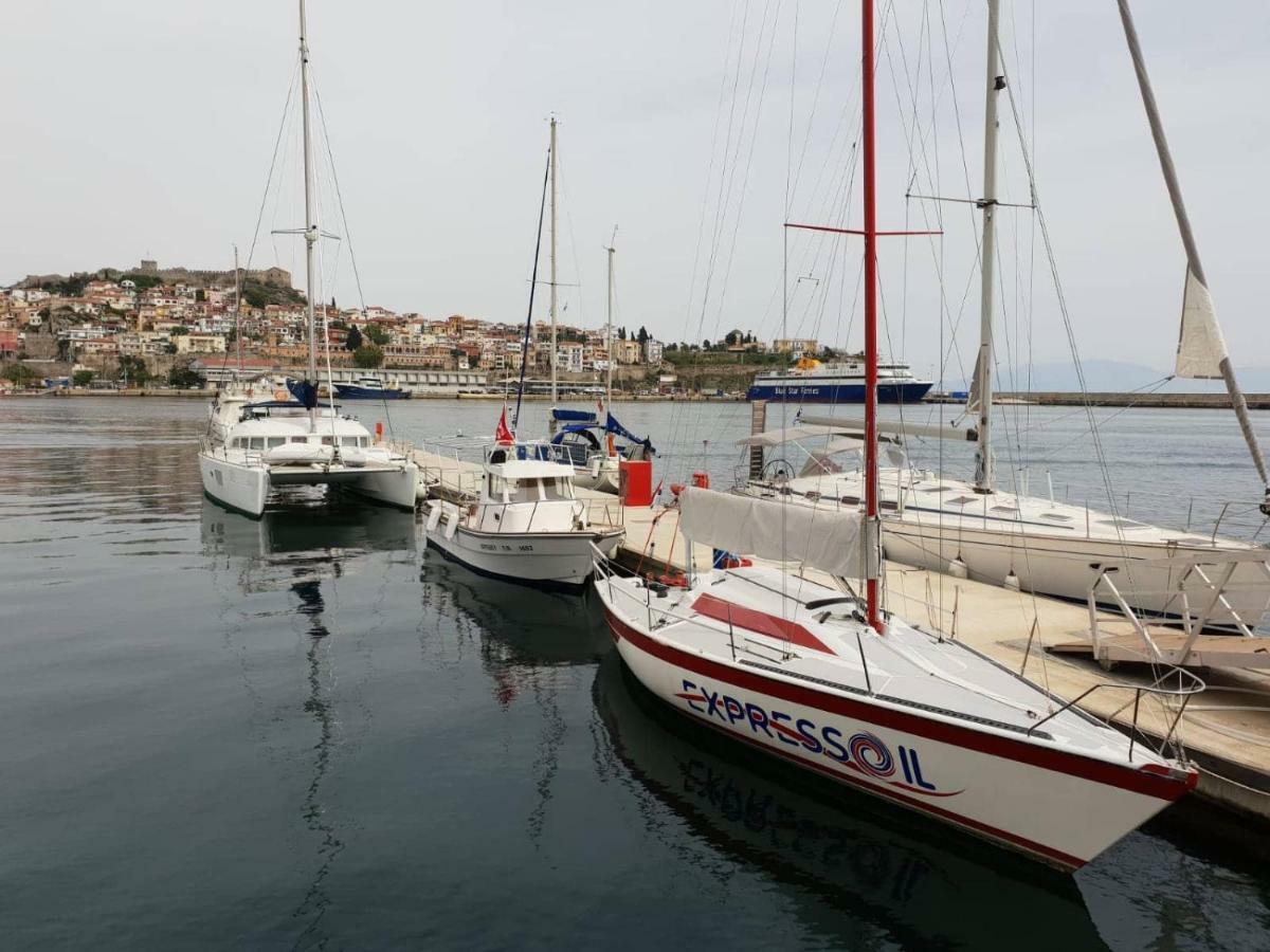 Blue Sea Y 公寓 Kavála